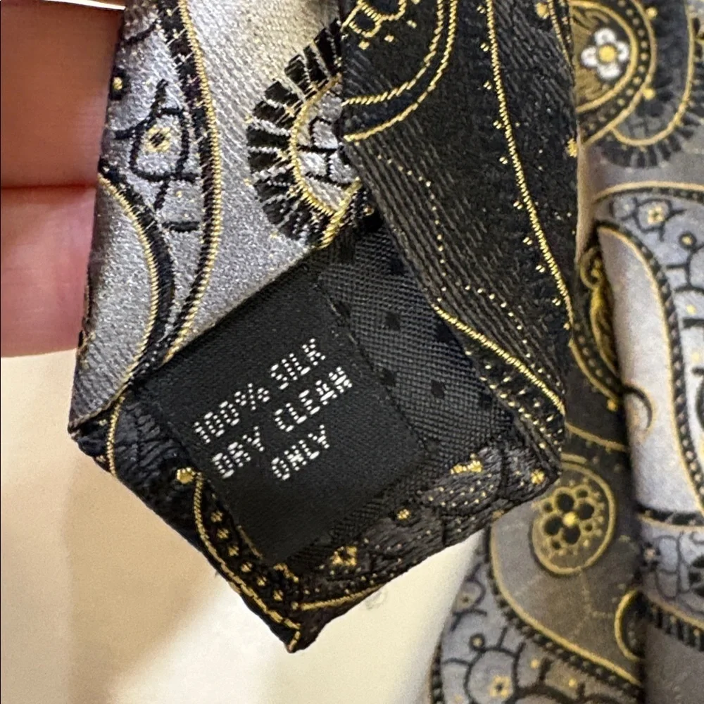 Mario Ferrari Paisley Men's Tie in Black gray Golden yellow SILK NWOT
